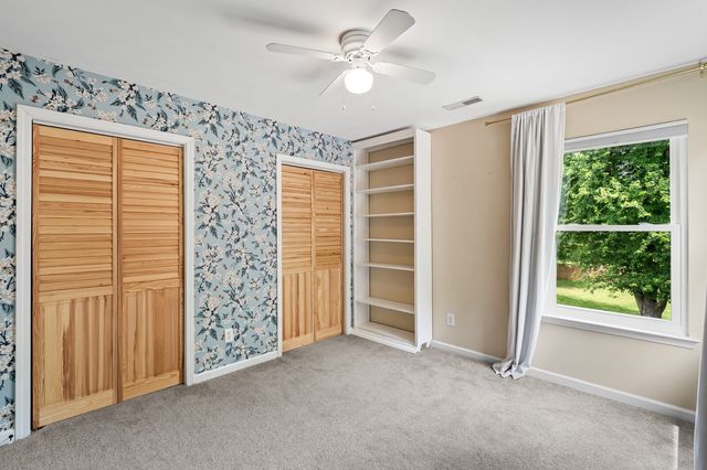 805 Childers Ct, La Vergne, TN 37086
