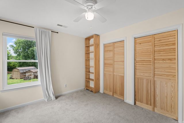 805 Childers Ct, La Vergne, TN 37086