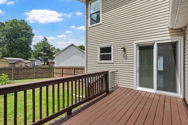 805 Childers Ct, La Vergne, TN 37086