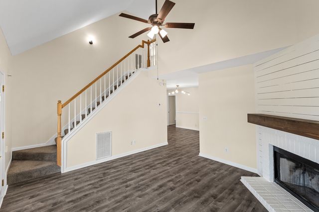805 Childers Ct, La Vergne, TN 37086