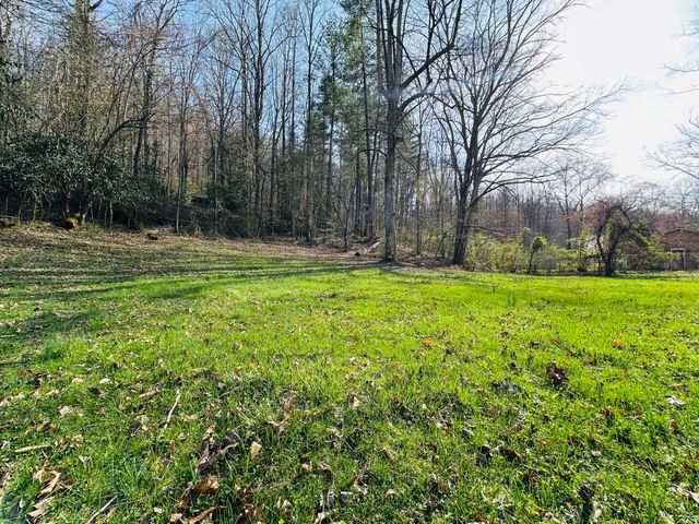 212 Town Branch Road, Manchester, KY 40962