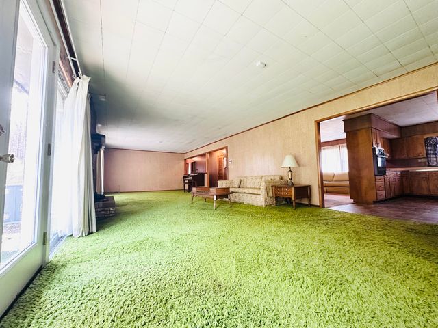 212 Town Branch Road, Manchester, KY 40962