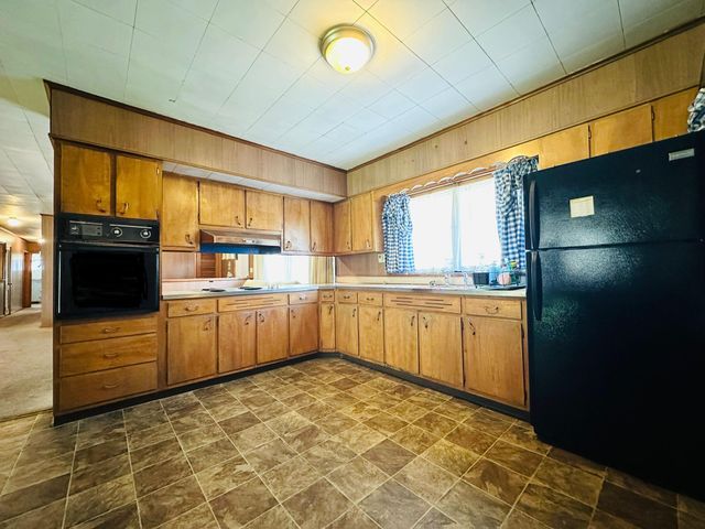 212 Town Branch Road, Manchester, KY 40962