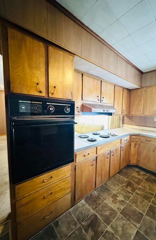 212 Town Branch Road, Manchester, KY 40962