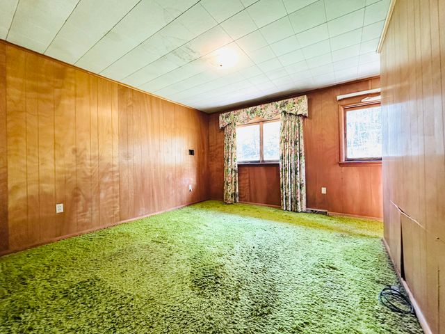 212 Town Branch Road, Manchester, KY 40962
