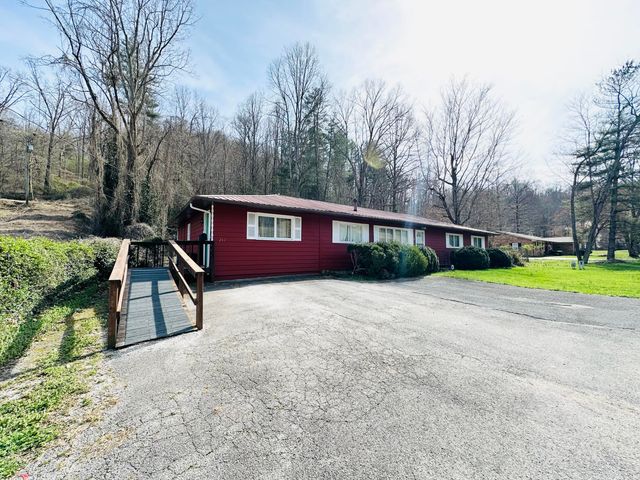 212 Town Branch Road, Manchester, KY 40962