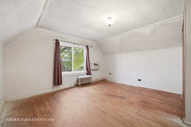 9611 S Homan Avenue, Evergreen Park, IL 60805