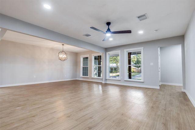 10406 Willowisp Drive, Houston, TX 77035