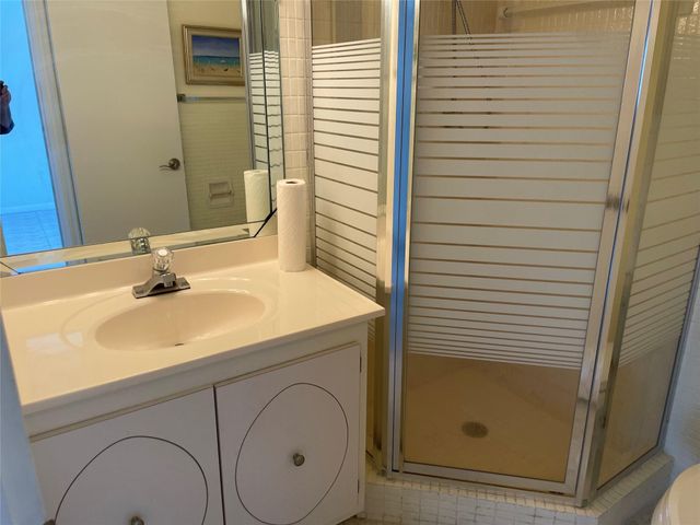 4421 NW 16th Street G211, Lauderhill, FL 33313