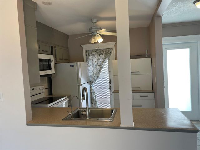 4421 NW 16th Street G211, Lauderhill, FL 33313