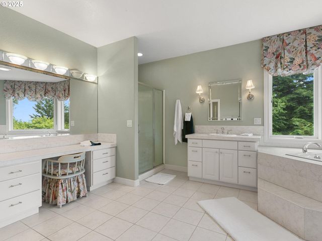 8801 Se WALNUT Dr, Amity, OR 97101