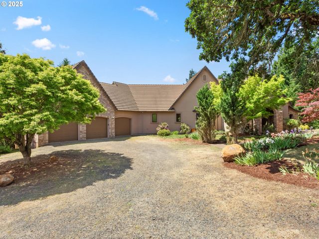 8801 Se WALNUT Dr, Amity, OR 97101