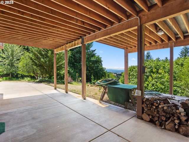8801 Se WALNUT Dr, Amity, OR 97101
