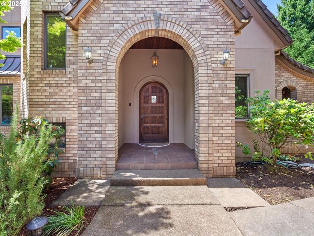 8801 Se WALNUT Dr, Amity, OR 97101