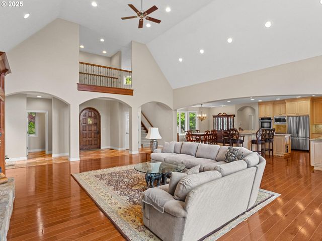 8801 Se WALNUT Dr, Amity, OR 97101
