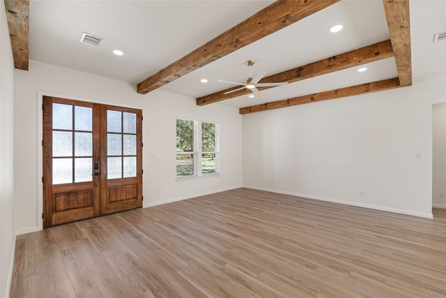 1610 Cheyenne Trail, Granbury, TX 76048