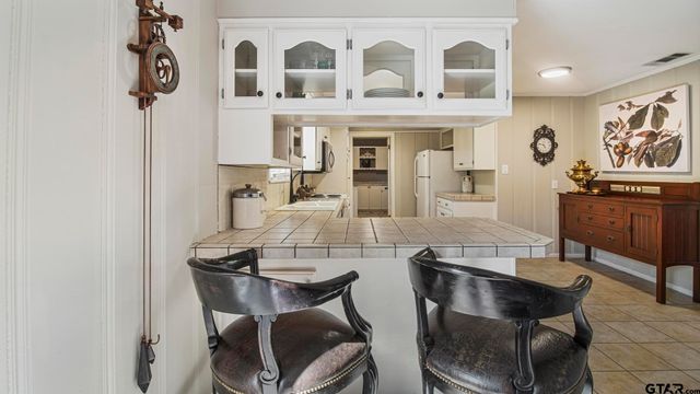 4205 Birdwell Dr, Tyler, TX 75703