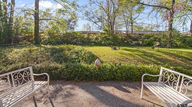 4205 Birdwell Dr, Tyler, TX 75703