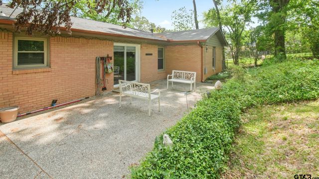 4205 Birdwell Dr, Tyler, TX 75703