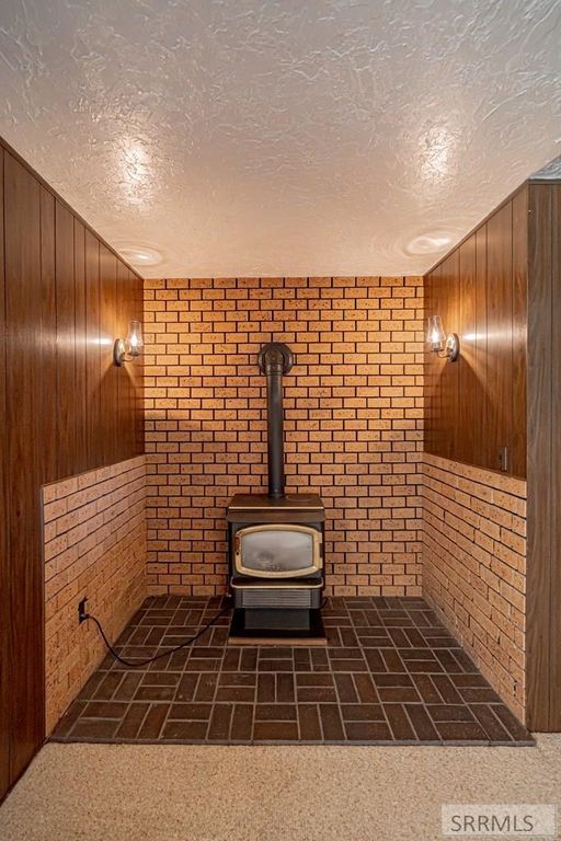 Image 10 of property listing at 1230 N 45th W, Idaho Falls, ID 83402