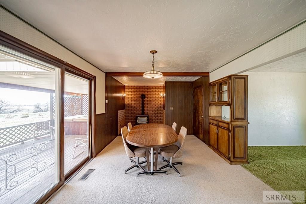 Image 12 of property listing at 1230 N 45th W, Idaho Falls, ID 83402