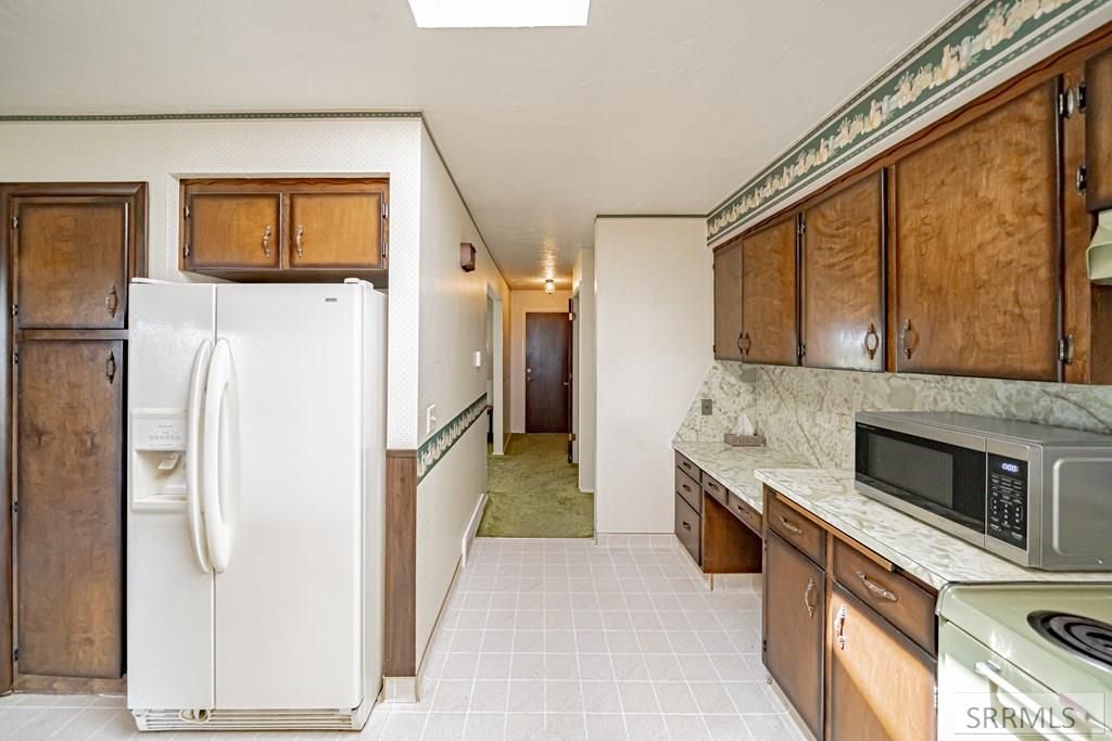 Image 20 of property listing at 1230 N 45th W, Idaho Falls, ID 83402