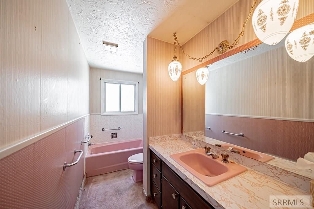Image 30 of property listing at 1230 N 45th W, Idaho Falls, ID 83402