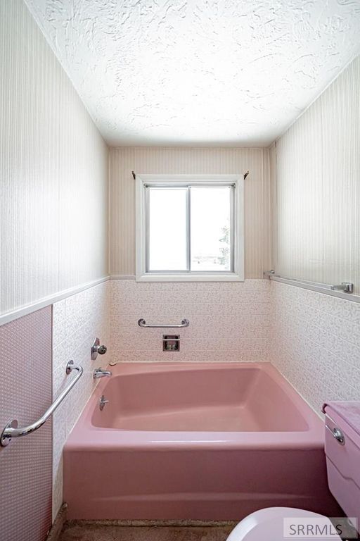 Image 32 of property listing at 1230 N 45th W, Idaho Falls, ID 83402