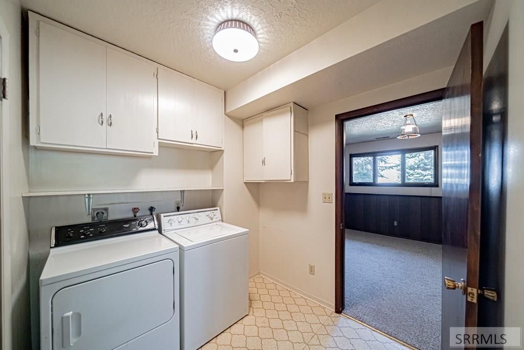 Image 43 of property listing at 1230 N 45th W, Idaho Falls, ID 83402