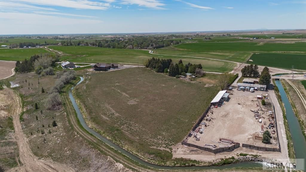 Image 71 of property listing at 1230 N 45th W, Idaho Falls, ID 83402