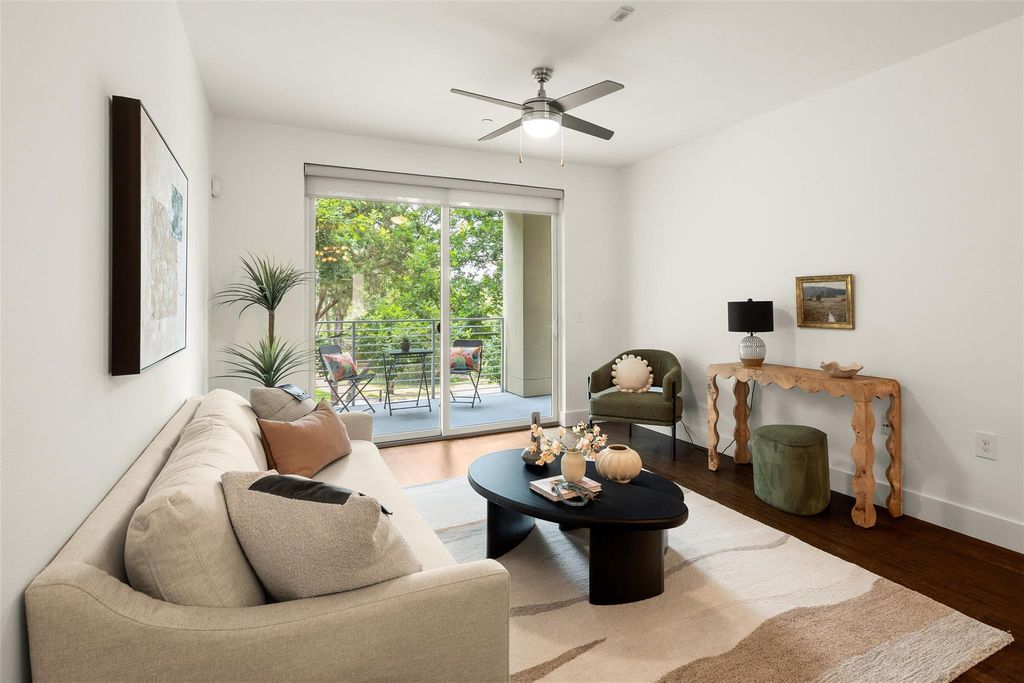 2804 Treble LN 923, Austin, TX 78704