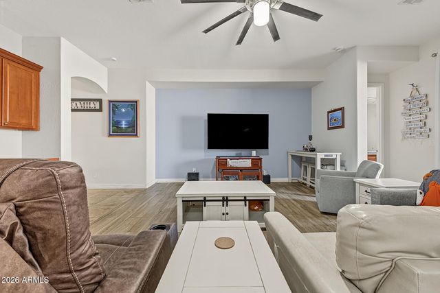 26915 N GIDIYUP Trail, Phoenix, AZ 85085