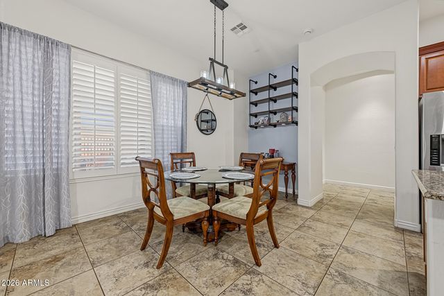 26915 N GIDIYUP Trail, Phoenix, AZ 85085