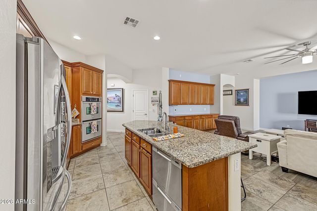 26915 N GIDIYUP Trail, Phoenix, AZ 85085
