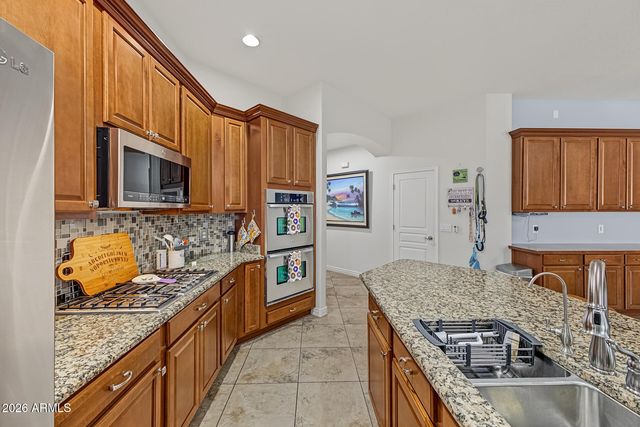 26915 N GIDIYUP Trail, Phoenix, AZ 85085