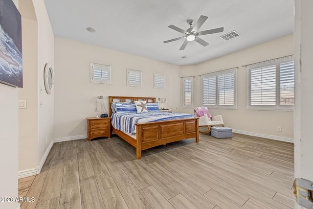 26915 N GIDIYUP Trail, Phoenix, AZ 85085
