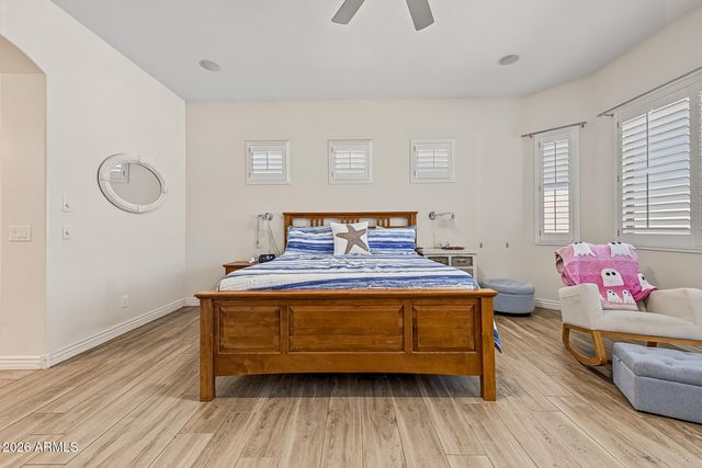 26915 N GIDIYUP Trail, Phoenix, AZ 85085