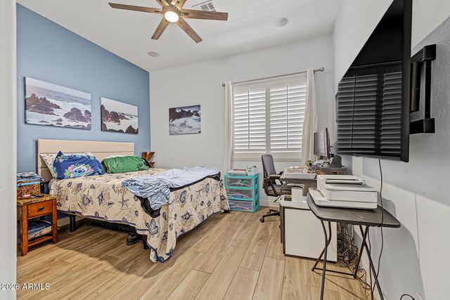 26915 N GIDIYUP Trail, Phoenix, AZ 85085