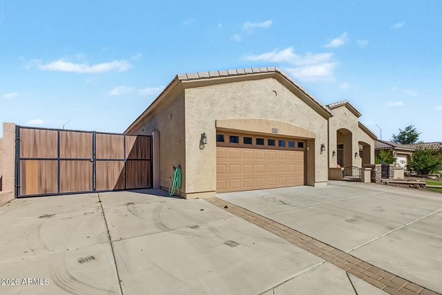 26915 N GIDIYUP Trail, Phoenix, AZ 85085
