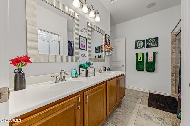 26915 N GIDIYUP Trail, Phoenix, AZ 85085