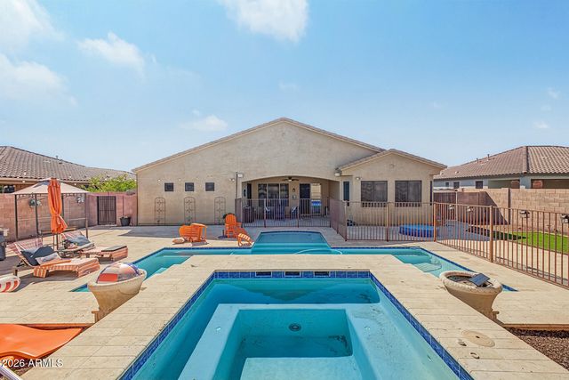 26915 N GIDIYUP Trail, Phoenix, AZ 85085