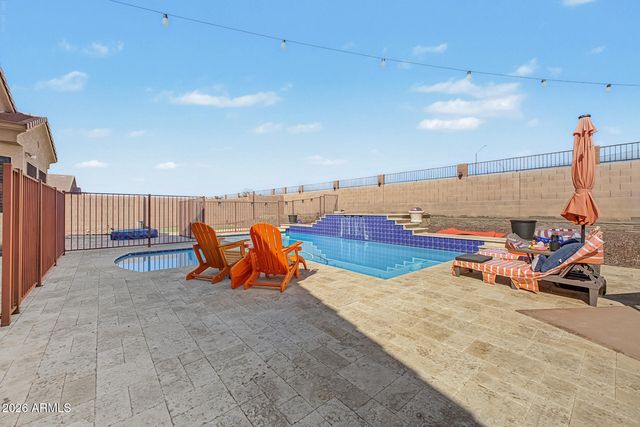 26915 N GIDIYUP Trail, Phoenix, AZ 85085