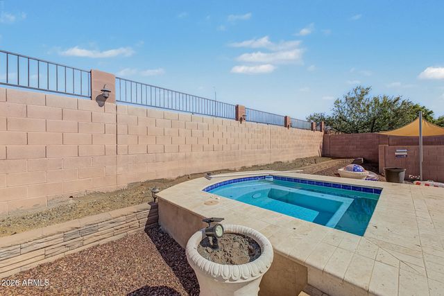 26915 N GIDIYUP Trail, Phoenix, AZ 85085