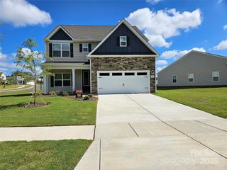 126 Rills Crossing Way, Troutman, NC 28166