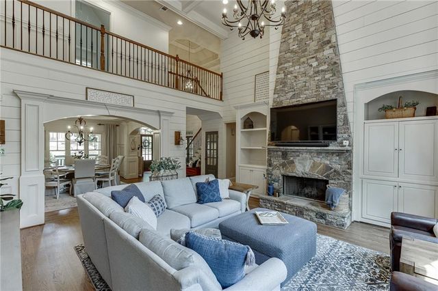 3092 Hidden Falls Drive, Buford, GA 30519