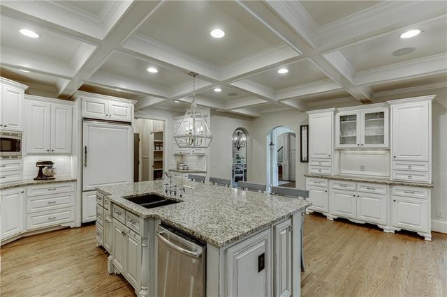 3092 Hidden Falls Drive, Buford, GA 30519
