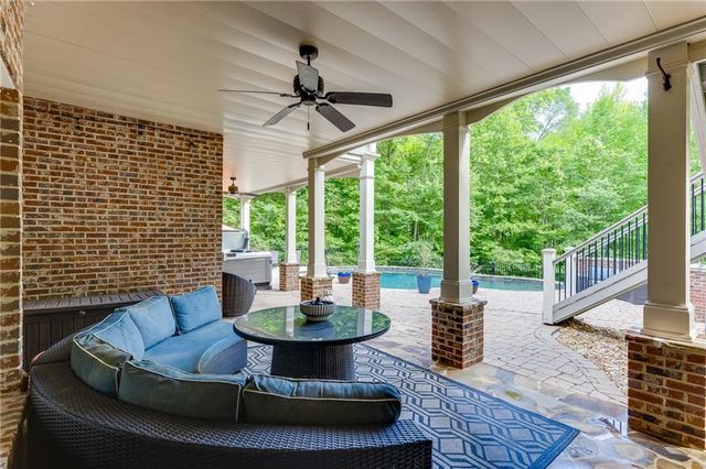 3092 Hidden Falls Drive, Buford, GA 30519