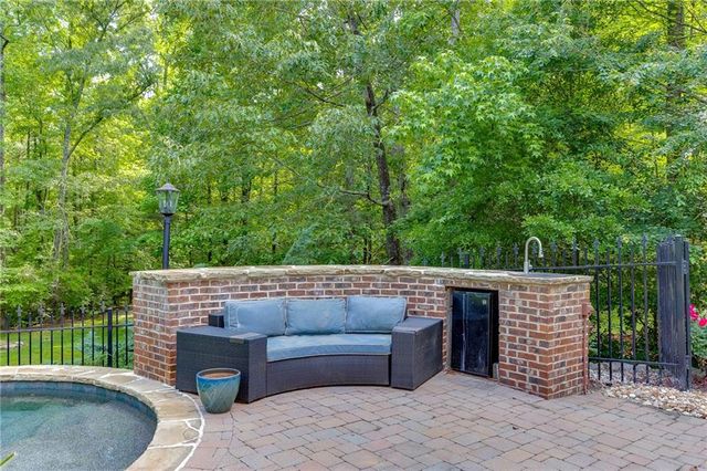 3092 Hidden Falls Drive, Buford, GA 30519