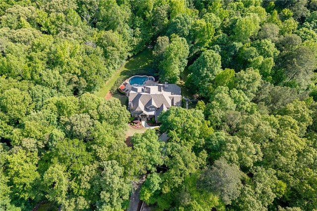 3092 Hidden Falls Drive, Buford, GA 30519