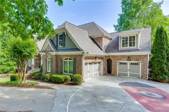3092 Hidden Falls Drive, Buford, GA 30519